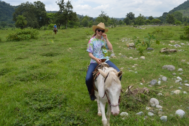 Disfrutando del paseo a caballo